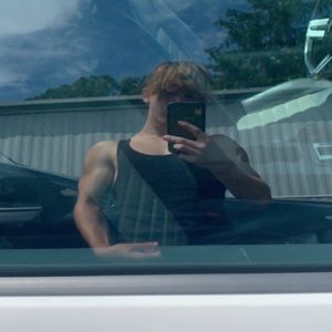 Meet your Posher, Evan